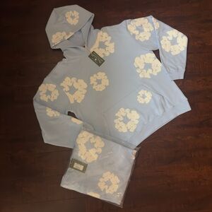 DENIM TEARS HOODIE🩵